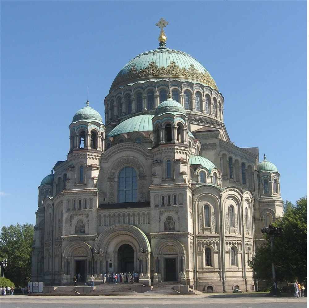 Храмы спб. Кронштадт Санкт-Петербург. Город Кронштадт собор. Морской Казанский собор. Морской собор в Питере на острове.